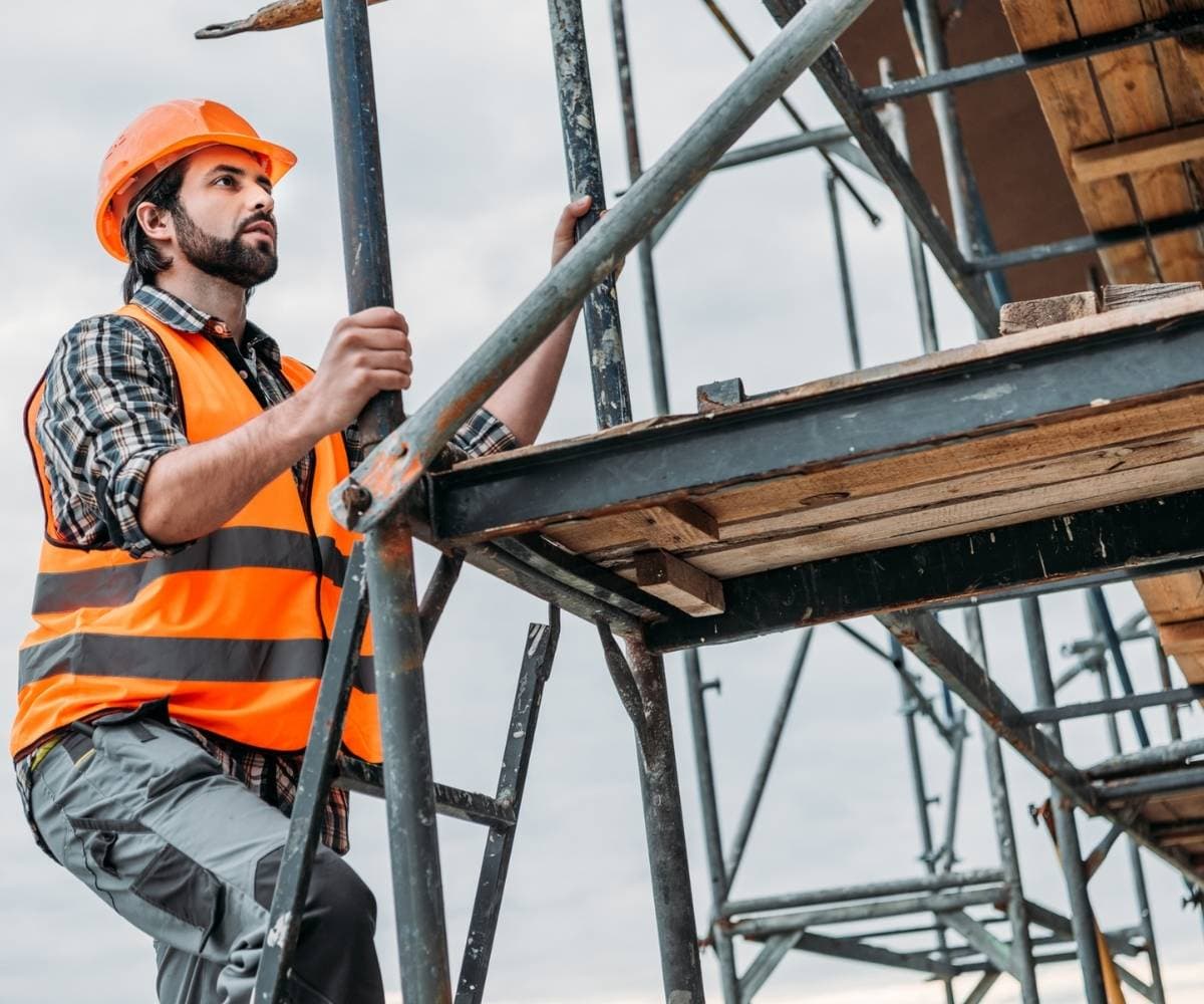 Scaffolding Services by KMCC in Saudi Arabia